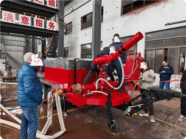 Az egyedi tűzhab-figyelő pótkocsi minta elkészült.